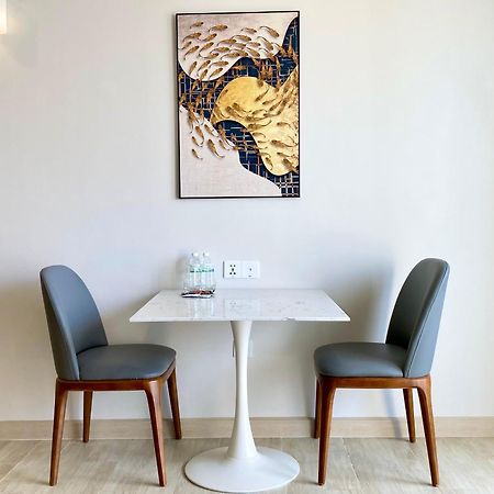 Wise Stay Gold Coast Apartment ニャチャン 部屋 写真