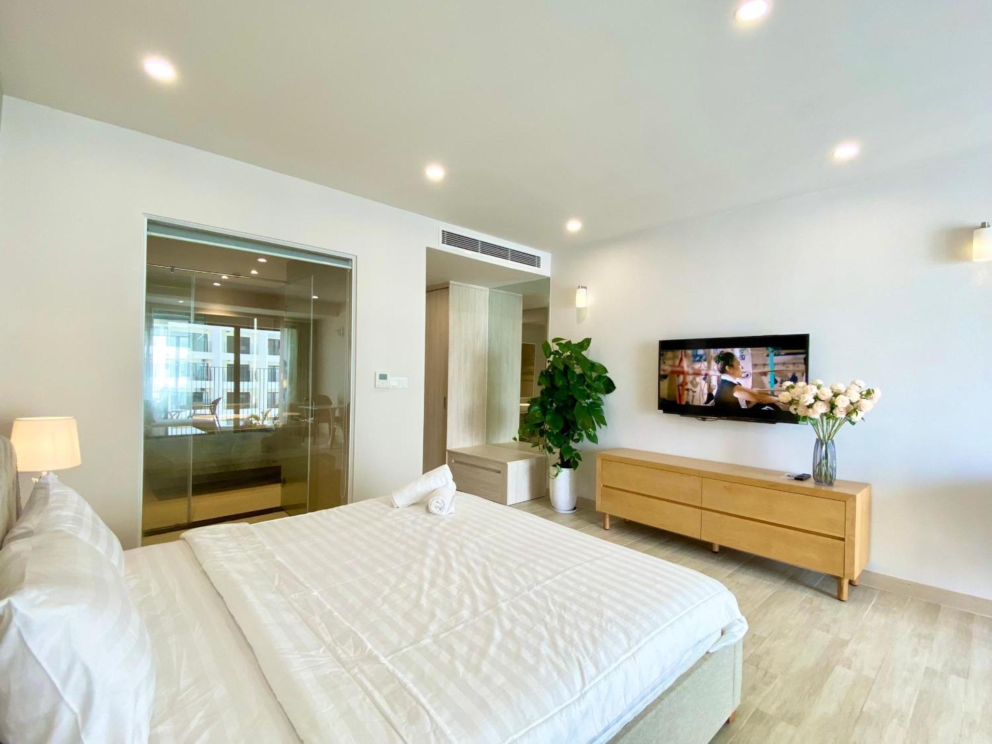 Wise Stay Gold Coast Apartment ニャチャン 部屋 写真