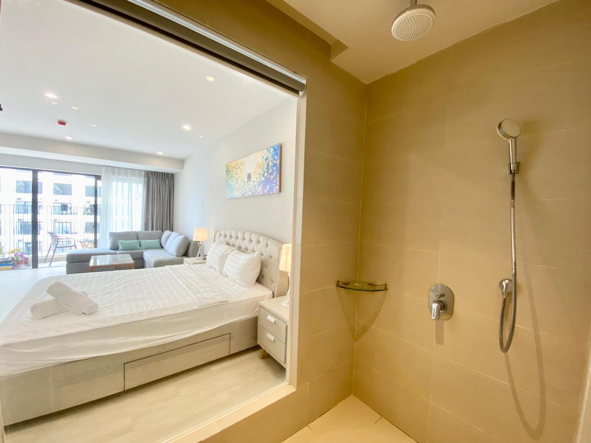Wise Stay Gold Coast Apartment ニャチャン 部屋 写真
