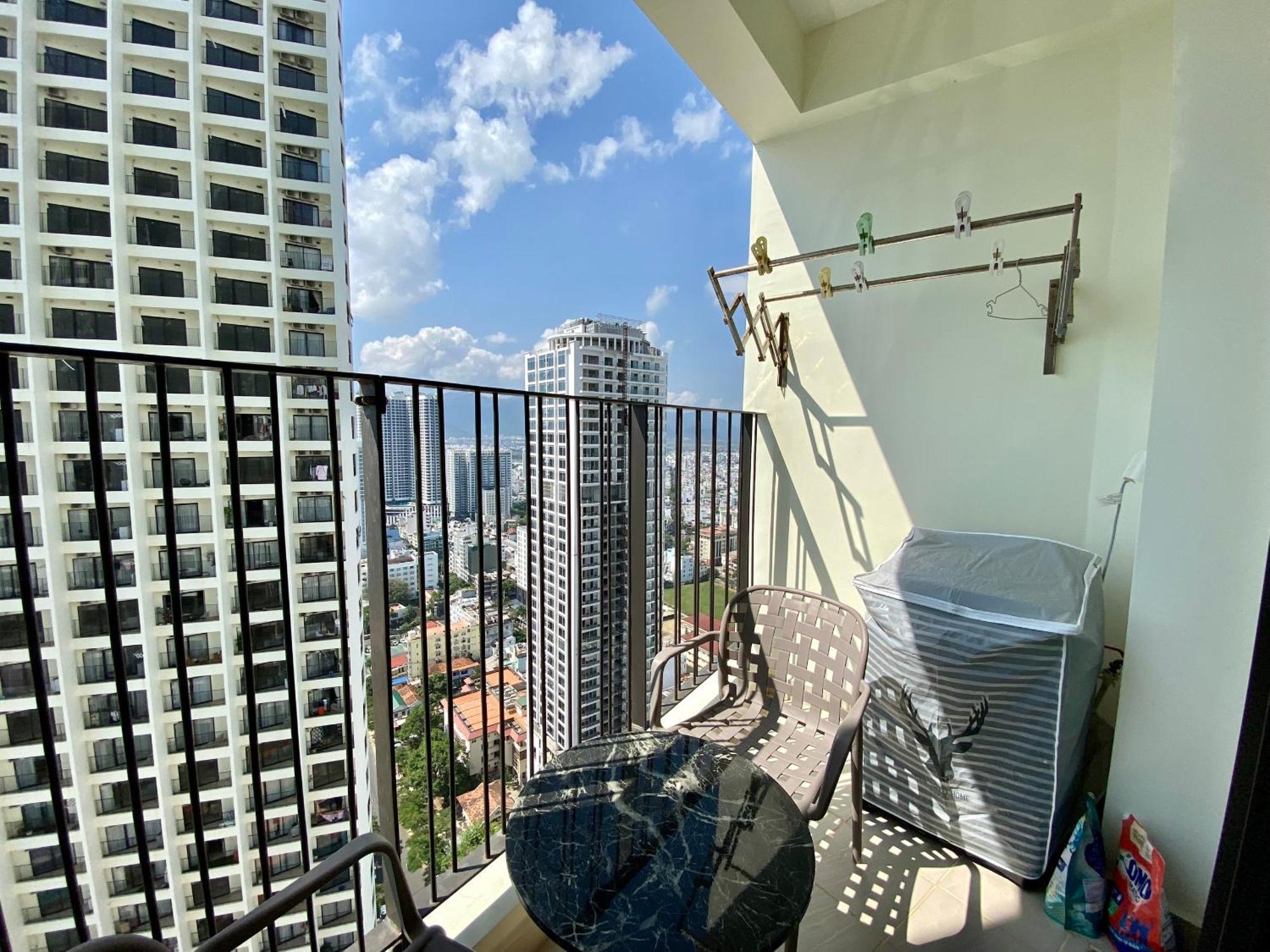 Wise Stay Gold Coast Apartment ニャチャン 部屋 写真